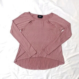 Nasty Gal Long Sleeved Hi-Low Top w/ Cut Outs, Color Light Pink Size S